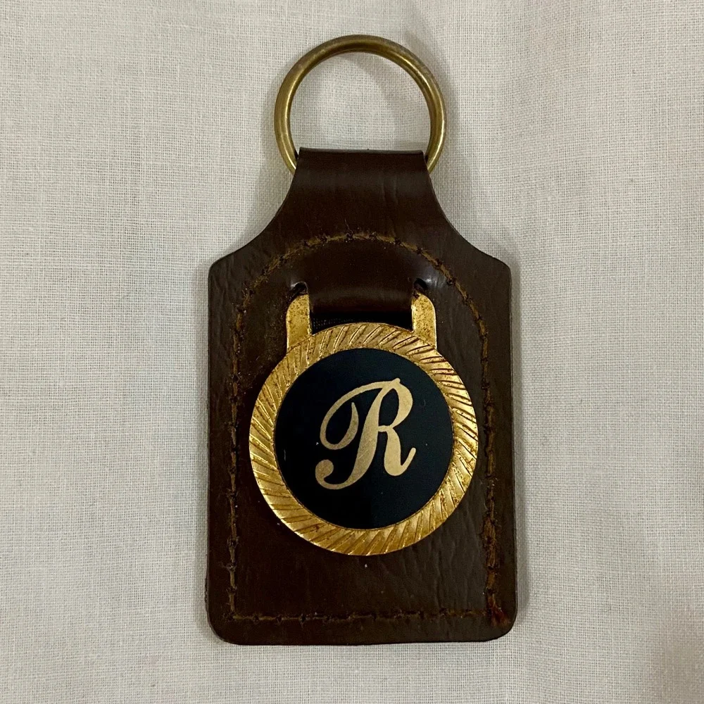 Rolfs Leather Monogram Keychain Men OS Brown Vintage Initial R Gold Medallion